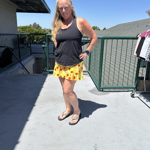 breeze skirt flower power print